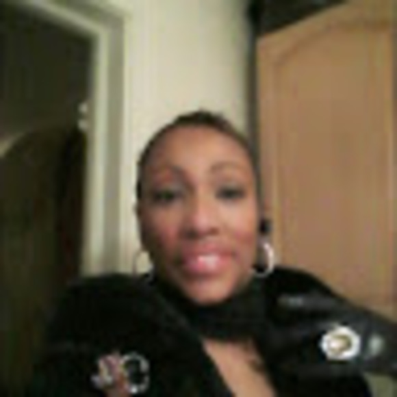 Meet your Posher, Toni - Picture 1 of 1